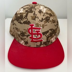 NWOT St Louis Cardinals Camouflage Baseball Hat